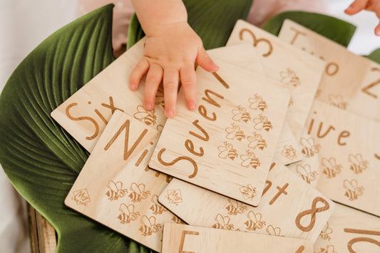 Bee Number Flashcards- My Luxeve